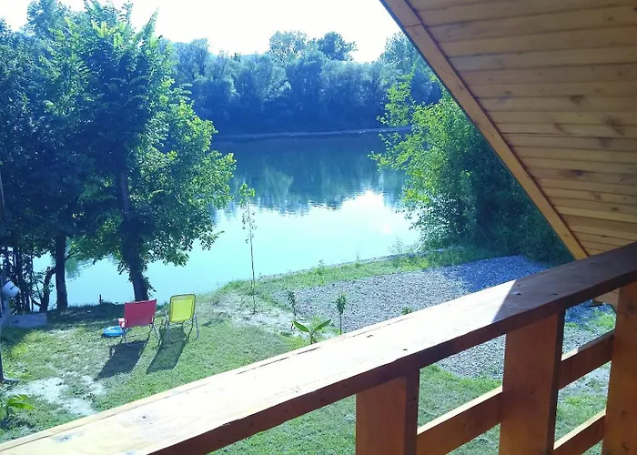 Drinska Ljepotica Ljubovija 別荘